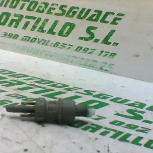 Foto de Sensor de freno delantero Derbi Atlantis 50 2t 05-07 referencia 119-18-25805