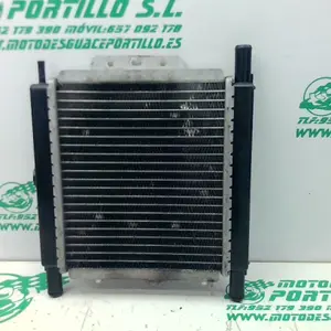 Foto de Radiador Peugeot Satelis 125 referencia 240-19-36136 foto 5