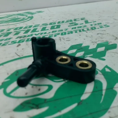 Foto de Conector del inyector Honda Pcx 125 referencia 181-23-46219
