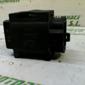 Foto de Sensor de caída Suzuki GLADIUS SFV 650 I referencia 202-18-16093 foto 2