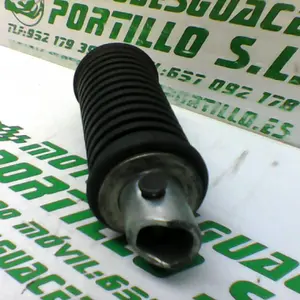 Foto de Reposapies trasero izquierdo Suzuki Marauder 250 referencia 193-21-33297 foto 8