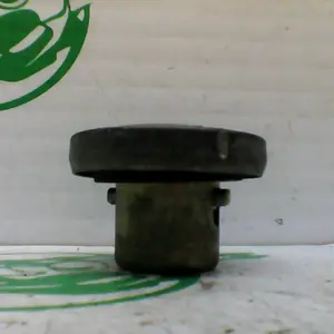 Foto de Tapón de deposito de gasolina Peugeot TWEET 125 15-18 referencia 8-24-47005 foto 2