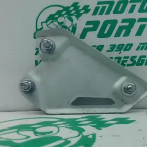 Foto de Protector de estribera delantera derecha Kawasaki Z 900 referencia 6-24-47556
