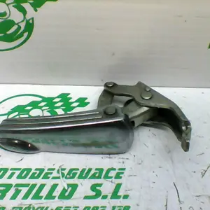 Foto de Estribera trasera derecha con reposapies Vespa GT 200 L referencia 138-22-34451 foto 6
