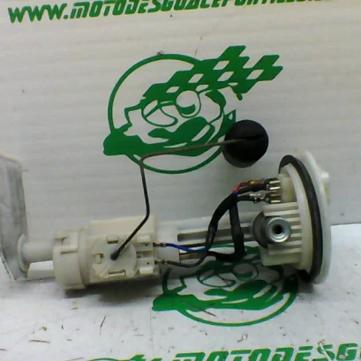 Foto de Bomba gasolina Yamaha xmax 125 16 referencia 339-22-38955