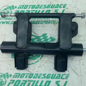 Foto de Soporte de motor Honda FORZA 125 referencia 396-25-49033 foto 1
