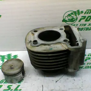 Foto de Cilindro y pistón Sym RS21 referencia 228-19-33078 foto 3