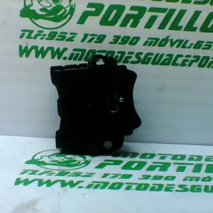 Foto de Boton de apertura de asiento Honda Pcx 125 referencia 407-22-40880 foto 4