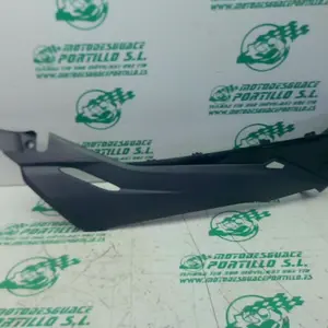 Foto de Quilla derecha Honda FORZA 125 referencia 396-25-49000 foto 7