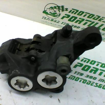 Foto de Pinza de freno delantera derecha Yamaha FZ1-N referencia 177-19-21702