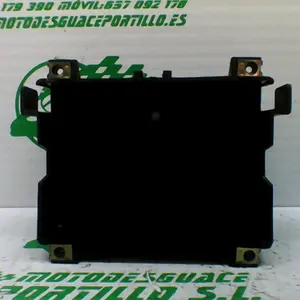 Foto de Caja batería Kymco Super Dink 125 referencia 100-22-36556 foto 7