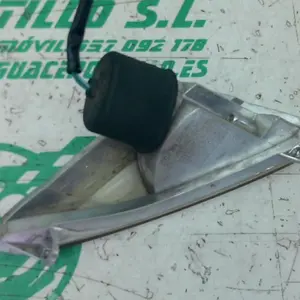 Foto de Intermitente delantero derecho Honda SH 125 00-04 referencia 382-22-39364 foto 4