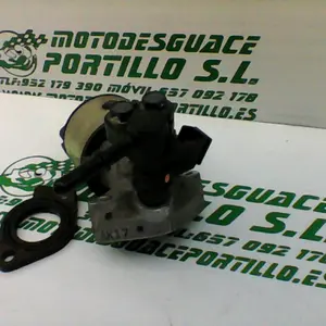 Foto de Tubo de admisión con inyector Honda Pcx 125 referencia 275-18-16883 foto 2