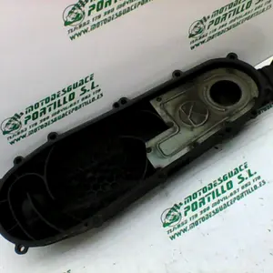 Foto de Tapa de cárter Kymco Super Dink 125 referencia 360-23-48047 foto 5