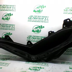Foto de Suelo izquierdo Yamaha N MAX 125 referencia 394-23-46335 foto 7
