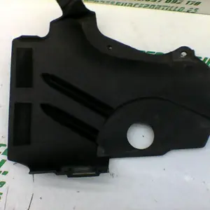 Foto de Embellecedor chasis izquierdo Yamaha YBR 125 i referencia 118-19-19519 foto 2