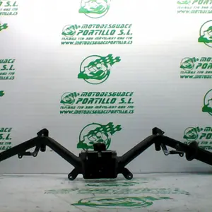 Foto de Manillar Piaggio MP3 250 RL referencia 397-21-40216