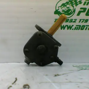 Foto de Grifo gasolina Yamaha Cygnus flame 125 referencia 78-21-32409 foto 7