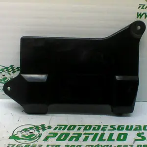 Foto de Tapa batería Suzuki BURGMAN 400 referencia 307-19-24945 foto 2