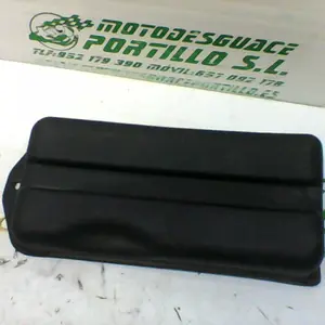 Foto de Tapa batería Vespa LX 50 2T referencia 199-22-41916 foto 8