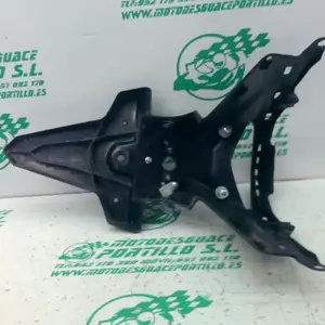 Foto de Portamatricula Honda CB 500XA referencia 415-23-47821 foto 5