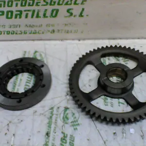 Foto de Embrague de arranque Honda Forza 250 referencia 234-18-16129 foto 2