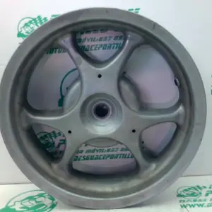 Foto de Llanta trasera Honda PS 125 referencia 106-24-47674 foto 6