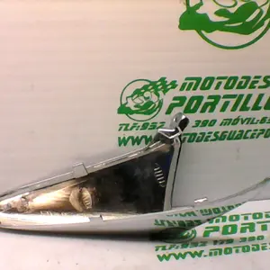 Foto de Embellecedor de carcasa trasera izquierda Honda SH MODE referencia 413-21-32597