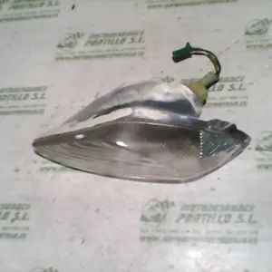Foto de Intermitente delantero derecho Suzuki Burgman 125 referencia 99-23-43574 foto 17