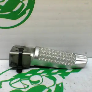 Foto de Reposapies trasero derecho BMW K1200R referencia 332-23-45340 foto 5