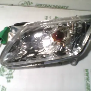 Foto de Intermitente delantero derecho Yamaha X MAX 125 referencia 304-21-31413 foto 5