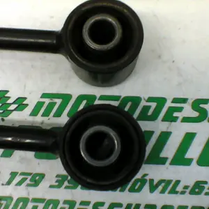 Foto de Soporte de motor Yamaha XMAX 250 referencia 213-19-37357 foto 4
