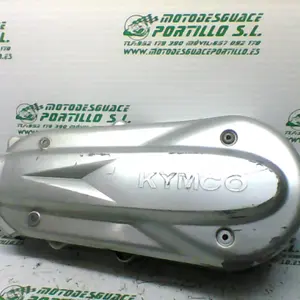 Foto de Embellecedor de tapa cárter Kymco Bet & win 250 referencia 152-17-23908 foto 4