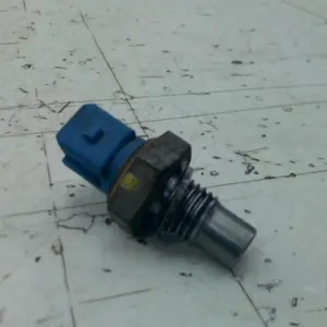 Foto de Sensor de temperatura Piaggio LIBERTY 125 3V referencia 67-23-42433 foto 4