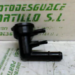 Foto de Entrada de agua Honda Forza 250 referencia 234-18-16132 foto 2