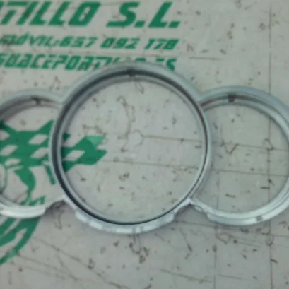 Foto de Embellecedor cuentakilómetros Piaggio BEVERLY 300 I referencia 452-23-46525
