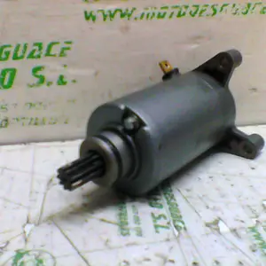 Foto de Motor de arranque Keeway RKV 125 referencia 243-18-46388 foto 1