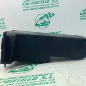Foto de Caja de herramienta Suzuki Intruder 250 referencia 391-23-46917 foto 4