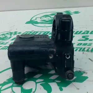 Foto de Bomba de freno delantero Suzuki RV 125 referencia 146-23-44909 foto 4