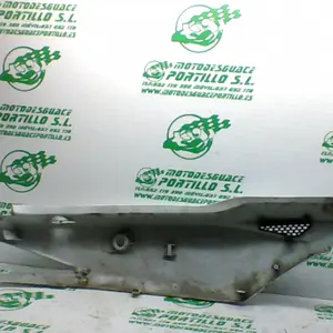 Foto de Carcasa bajo asiento Kymco Agility city 125 referencia 17-19-39612 foto 26