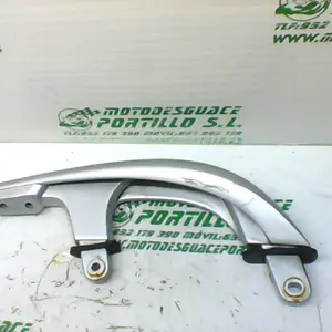 Foto de Asidero derecho Yamaha XMAX 250 referencia 213-19-37420 foto 2