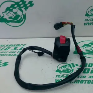 Foto de Piña derecha Suzuki BURGMAN 200 I referencia 423-22-44576 foto 4