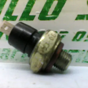 Foto de Sensor de presión del aceite Aprilia ARRECIFE 200 referencia 275-19-23451 foto 2