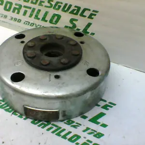 Foto de Plato magnetico Piaggio ZIP H2O 2T 3 50 referencia 72-20-25695 foto 7