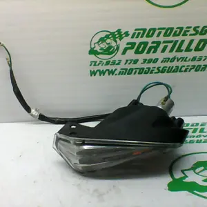 Foto de Intermitente trasero derecho Honda Pcx 125 referencia 181-23-46257 foto 8