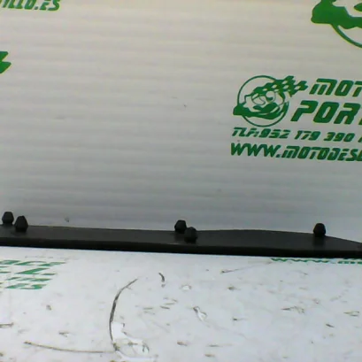 Foto de Alfombrilla izquierda Sym JOYMAX 300I referencia 305-21-31787