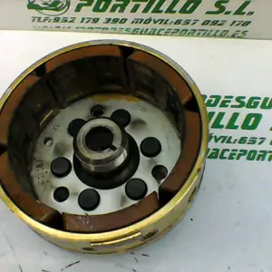 Foto de Plato magnetico Suzuki GN 250 referencia 192-17-19525 foto 4
