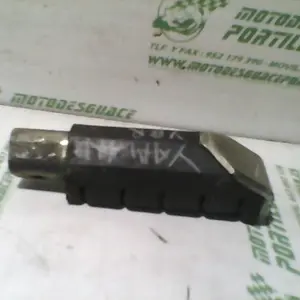 Foto de Reposapies trasero derecho Yamaha YBR 125 i referencia 171-21-30492 foto 1