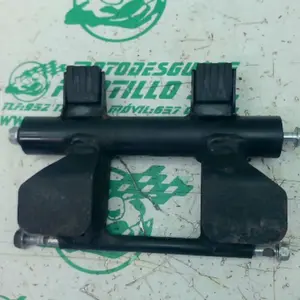 Foto de Soporte de motor Honda FORZA 125 referencia 396-25-49033 foto 2