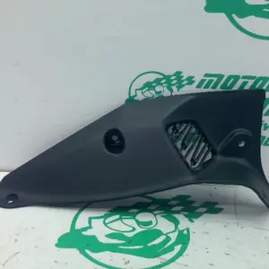 Foto de Carcasa delantera izquierda Kawasaki Z 900 referencia 6-24-47498 foto 2